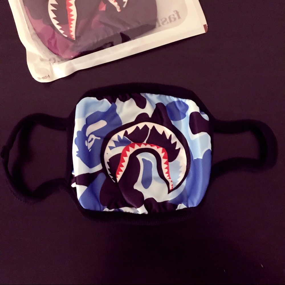 Fashion Camo Shark Face Masks (2-Pack) - Picture 3 of 10